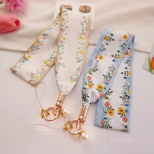 Điện Thoại Di Động Dây Treo Cổ Phong Cách Dài ins Nữ Mùa Hè Tươi Băng Lụa Khăn Hoa Phiên Bản Rộng Thoải Mái Ngoài Trời