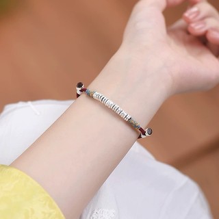 Vòng tay handmade phong cách Trung Hoa, dây cotton xoắn màu đỏ, phù hợp nam và nữ.
