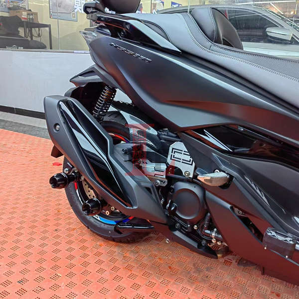 Vỏ bảo vệ túi cao áp sửa đổi Honda FORZA 350 NSS350 nắp trang trí đường ống dẫn dầu bánh sau