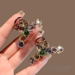 Kẹp tóc thời trang với pha lê nhỏ nhiều màu sắc, phụ kiện đầu đẹp mắt và tinh tế.