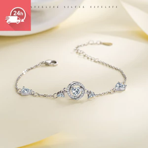 Khí chất thời trang Mobius love star vòng tay nữ đa năng