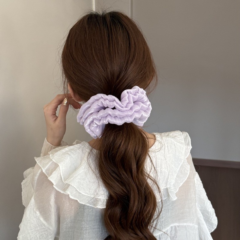 Hululu Scrunchy cao cấp dáng xếp ly nhẹ nhàng, phù hợp tóc ngắn và trung bình, thiết kế ngọt ngào phong cách Hàn Quốc