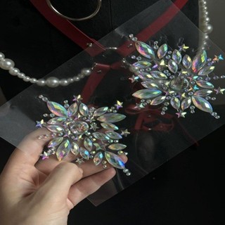 Đĩa lễ hội âm nhạc với đá giả nhấp nháy trên ngực - Phụ kiện hoàn hảo cho lễ hội EDM