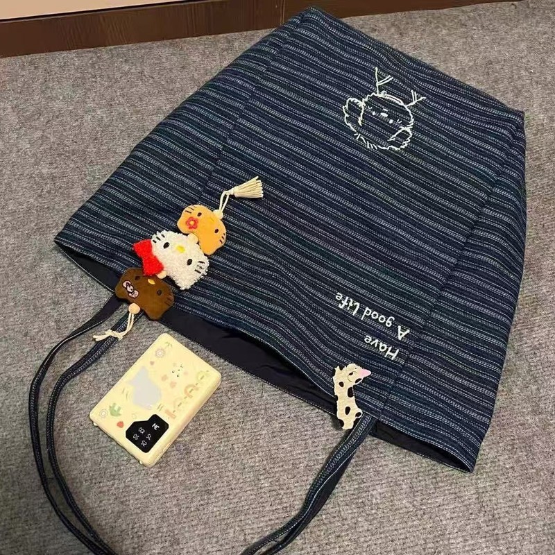 Túi Tote Denim cổ điển