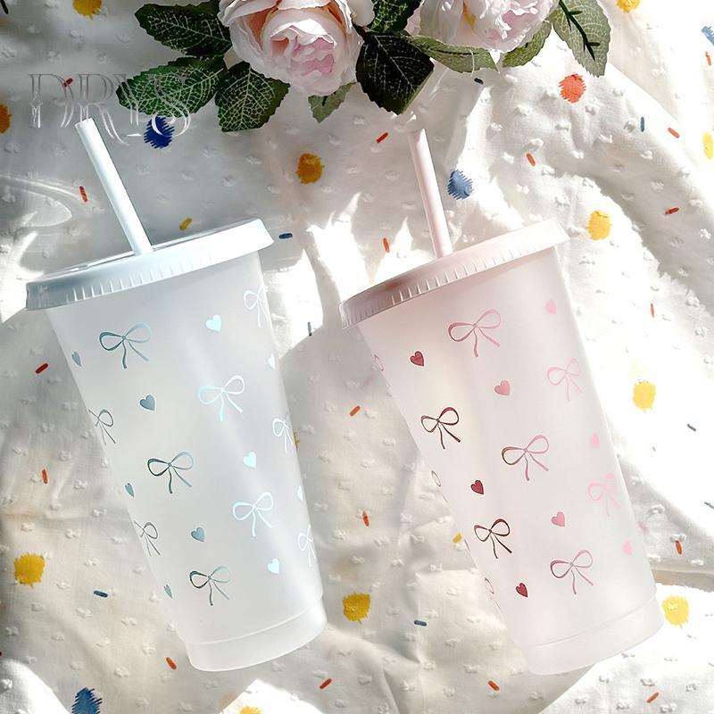 (TFT) Bình Nước Kawaii Cốc Thẩm Mỹ Cho Đá Cà Phê Nước ép Trà Nơ Dễ Thương Cốc Nhựa Có Nắp Ống Hút Chai Uống Di Động MỚI
