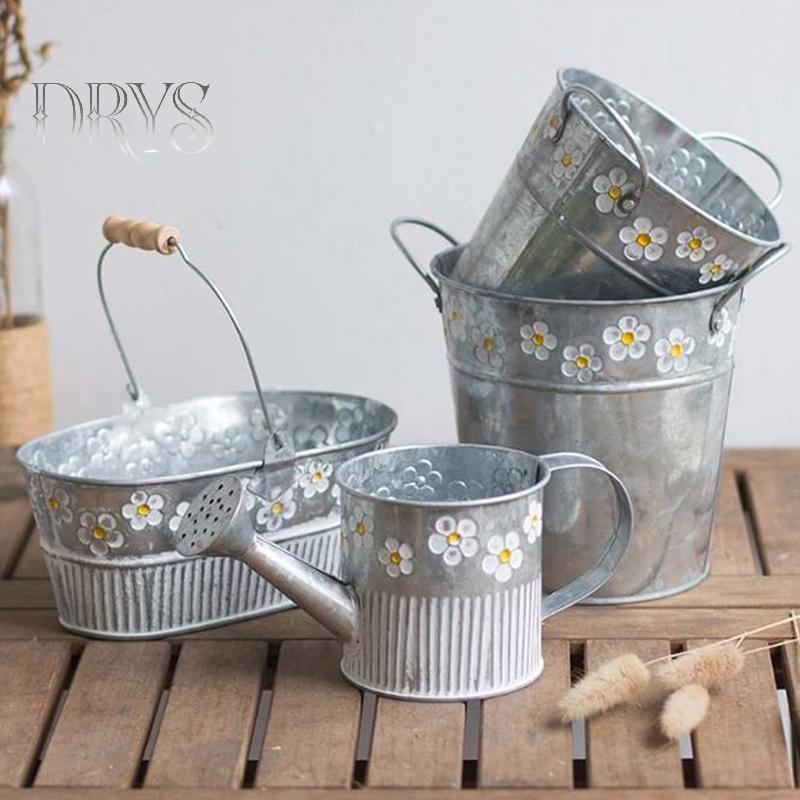 Chậu hoa sắt cổ điển để bàn, ban công, bình cắm cây Buet mới