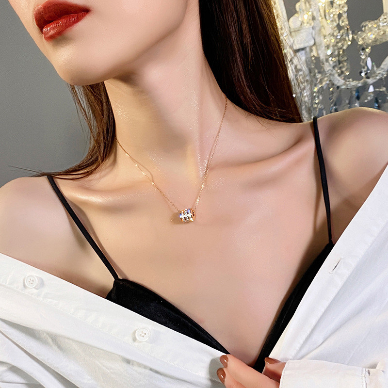 Vòng cổ thép titan kim cương - Quà tặng sang trọng, tôn lên đường eo