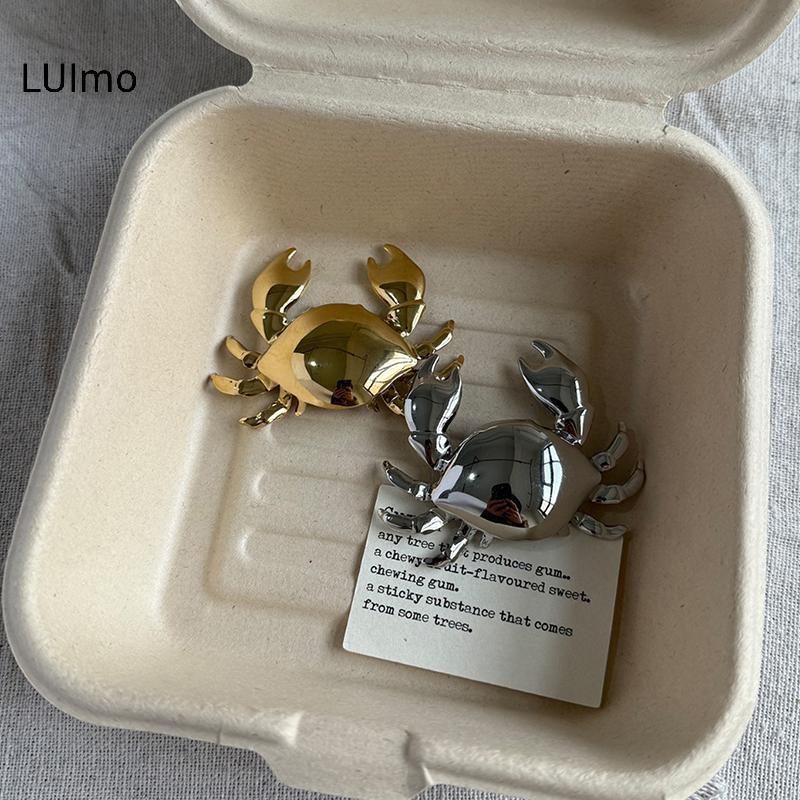 LUImo - Phụ kiện kim loại sáng tạo, họa tiết thổ cẩm tinh tế, phù hợp với jack pin