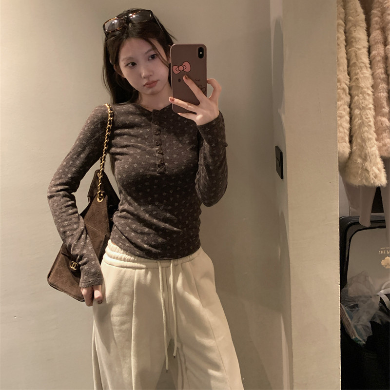 SUXI Áo thun dài tay cổ tròn có nút, họa tiết hoa, phù hợp mùa xuân mới 260131