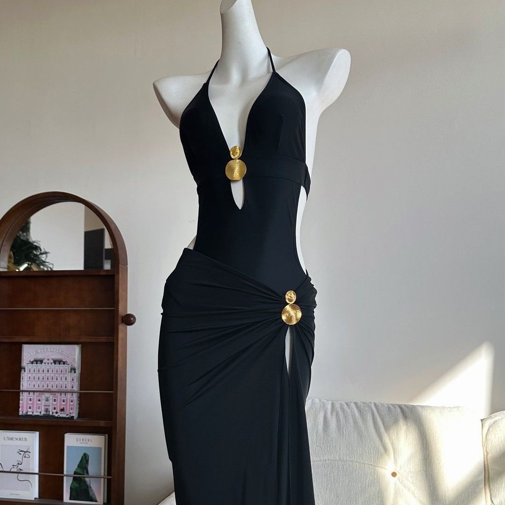 Đồ bơi một mảnh màu đen dáng slimming, phù hợp mùa xuân và bãi biển
