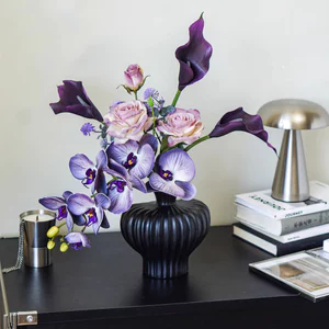 Bó Hoa Lan Hồ Điệp Giả Hoa Calla Lily Cảm Giác Thật Bó Hoa Cầm Tay Cô Dâu Phù Dâu Chụp Ảnh Nghệ Thuật Decor Phòng Khách Tối Giản Không Cần Tự Phối Tiết Kiệm Chi Phí Thiết Kế Nhiều Chủ Đề Màu Sắc (Không Có Bình)