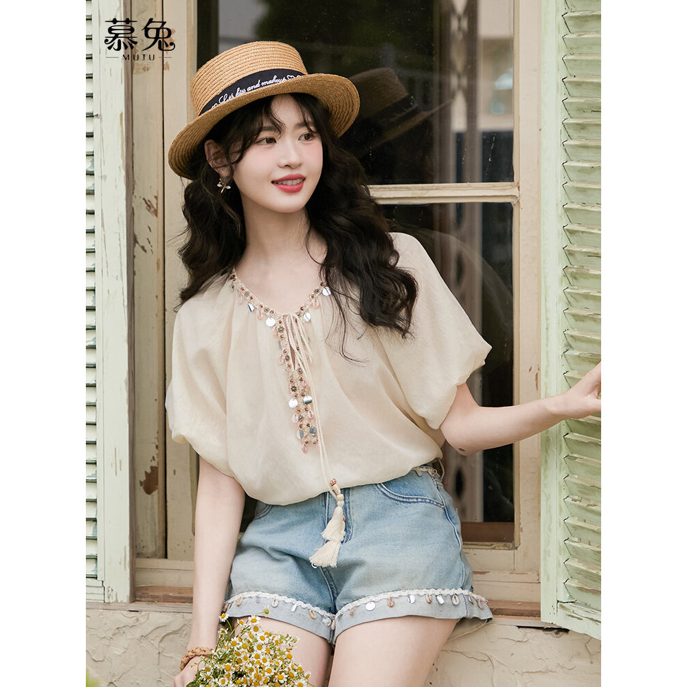 Mutu Pháp Sequins Hơi Trong Suốt Áo Sơ Mi Tay Ngắn Nữ Mùa Hè 2026 Thiết Kế Phong Cách Mới Niche Loose Puff Tay Áo Top