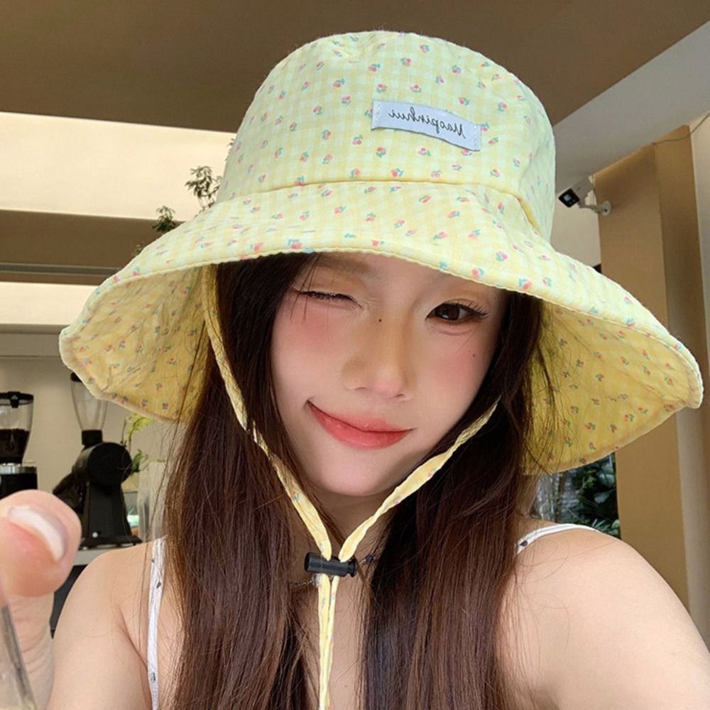 Mũ che nắng HOBBYIN vành lớn kẻ sọc hoa, dễ gấp gọn, phù hợp cho bãi biển