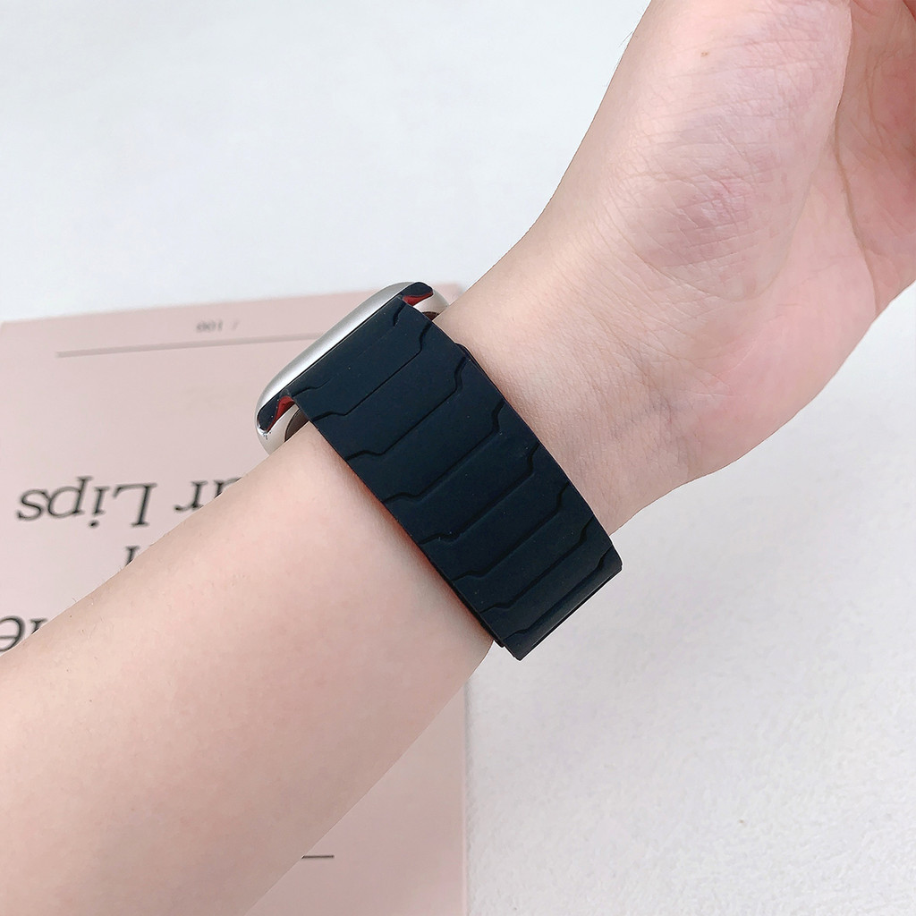 Dây đeo silicon từ tính cho Apple Watch Series11 / 10 42mm 46mm Ultra3 / 2 / 1 49mm 9 8 7 6 5 SE 44mm 40mm 41mm 45mm