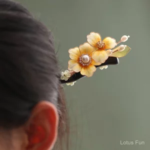 Mũ và Kẹp Tóc Phong Cách Cổ Điển Trung Quốc từ Lông Cừu, Hoạ Tiết Hoa Sườn Xám - Phụ Kiện Hanfu Mới