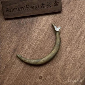 Kẹp Tóc Hình Bướm Mặt Trăng 10cm - Gỗ Đàn Hương Xanh & Bạc Sterling - Thiết Kế Cổ Điển Đơn Giản