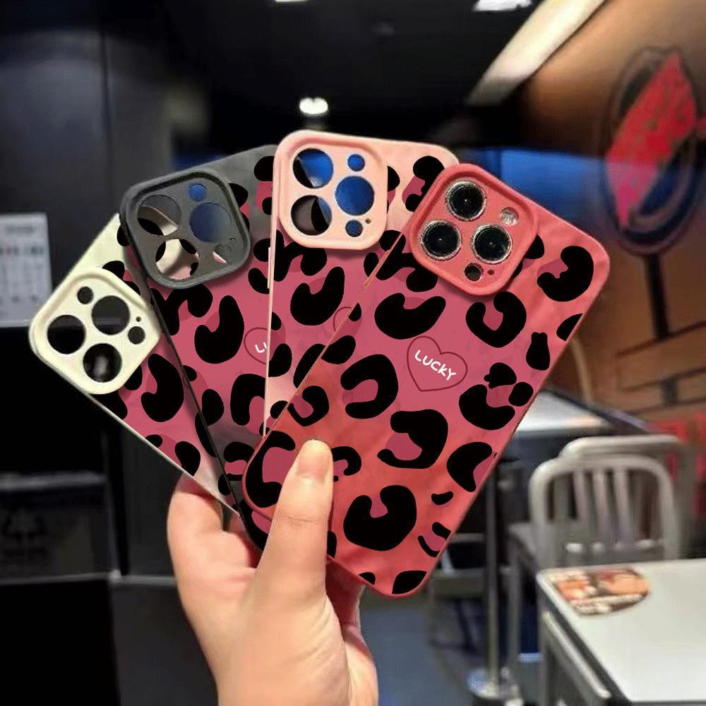 Màu đen Panther mẫu cho iPhone 16 trường hợp iPhone 14promax All Inclusive 15Plus cá tính 13 mới