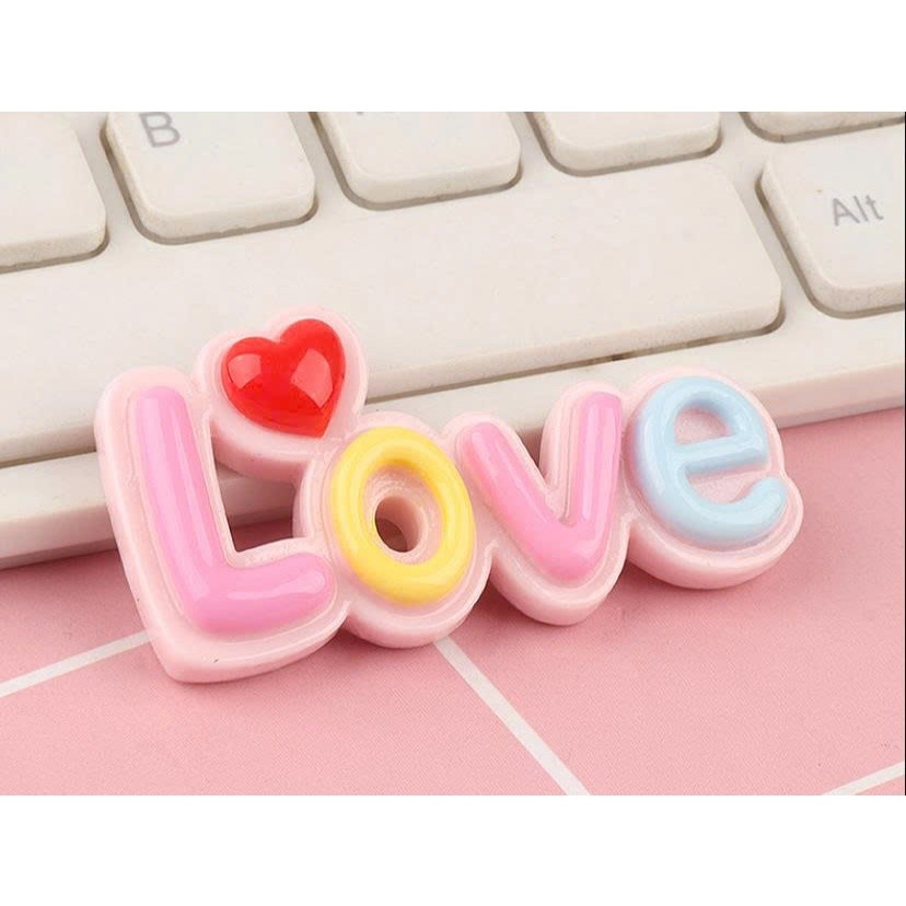 Set Charm Chữ Pastel “LOVE – MISS – NICE” Cute Baby – Charm Gắn Dép Xinh Xắn Hot Trend 👟✨