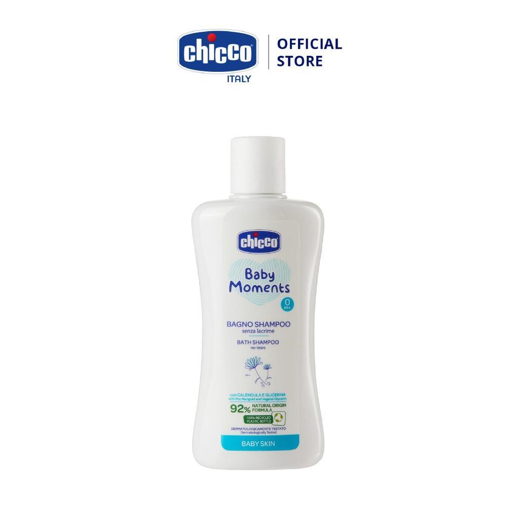 (Tặng túi đựng) Combo Chicco mềm mịn 4 (Sữa tắm gội Hoa cúc 200ml & Sữa dưỡng ẩm hạnh nhân)