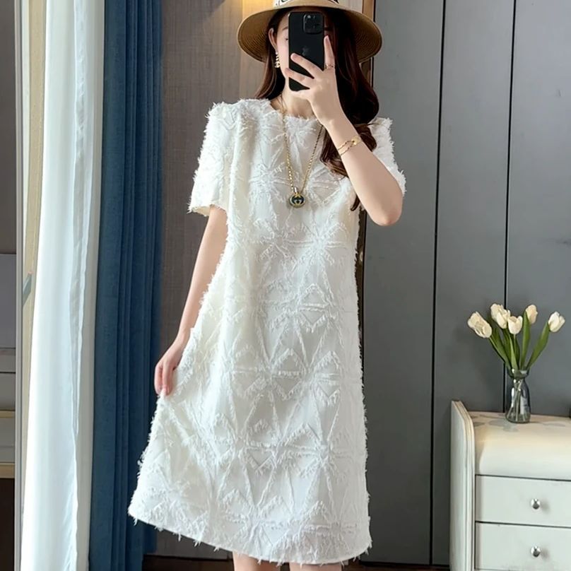 Đầm nữ mùa hè phong cách sang trọng nhẹ nhàng, kiểu dáng nhỏ gọn, thiết kế Pháp mới, có tua rua, ren