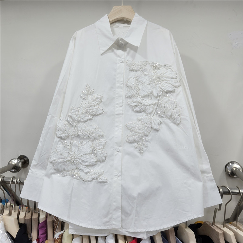 Trạm Phong Cách Công Nghiệp Châu Âu với Ren và Đính Hạt, Phù Hợp cho Áo Sơ Mi Mid-Length