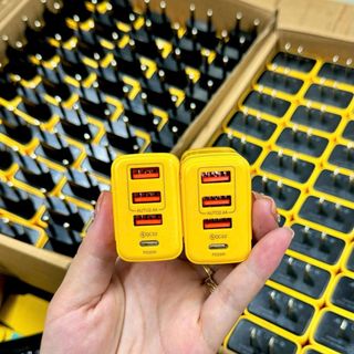 (BẢO HÀNH 6T)  Củ sạc nhanh TZ-87 gồm 3 cổng USB + 1 cổng type C 40W dùng sạc được cho tất cả các dòng máy phukienmk10