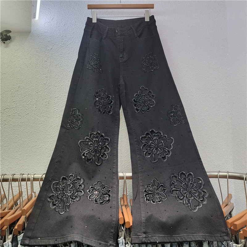 Quần Jean Thẳng Nữ Hè 2026, Denim Thêu Nóng & Kim Cương Giả, Thiết Kế Mới, Co Dãn Tốt