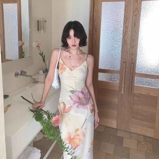 [Hàng mới về] Váy đeo chéo in gạc thanh lịch kiểu Pháp