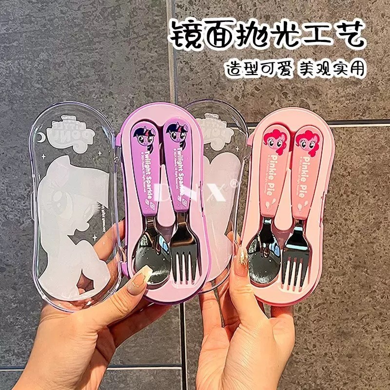 Chính Hãng My Little Pony 304 Bộ Đồ Ăn Inox Có Thể Hoạt Hình Sinh Viên Văn Phòng Nhân Viên Di Động Thìa Nĩa Hộp Bảo Quản 26.3.4