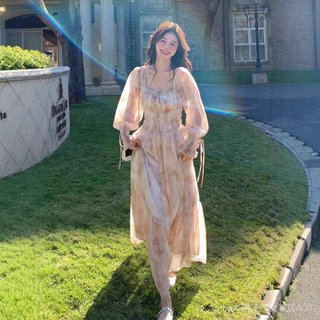 Váy hoa mùa xuân-hè cho người plus-size, cổ vuông và tay phồng voan mềm mại