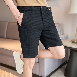 Quần shorts mới dành cho nam, thiết kế năm túi, vừa vặn và mỏng nhẹ.