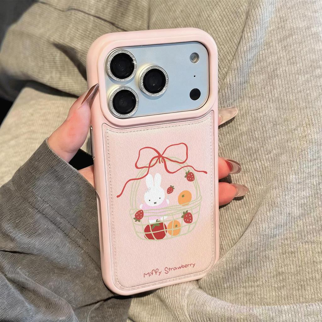Strawberry Bow phù hợp cho trường hợp iPhone 17Pro 15plus Nhật Bản Hàn Quốc 1312pro cá tính 11 lỗ lớn