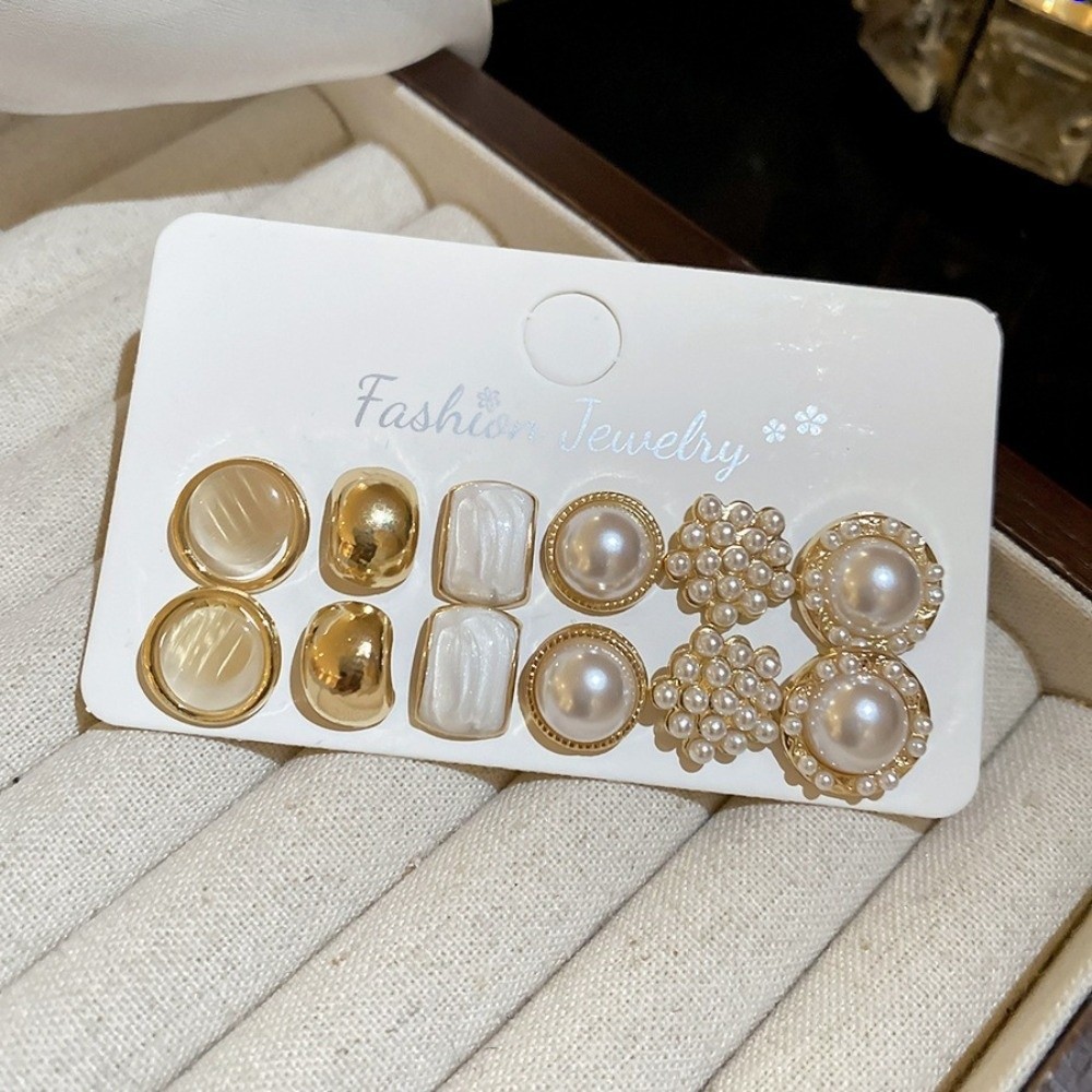 Bông tai SAIA nhỏ vuông tròn, phù hợp trang sức thời trang hàng ngày