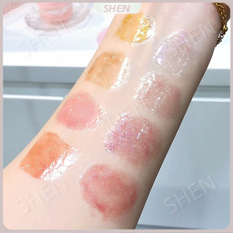 D.G Son bóng ngọc trai mịn lấp lánh trong suốt bóng nước. Son bóng dưỡng ẩm