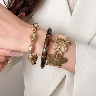 Vòng tay hạt hoa kim loại - Thời trang cho phụ nữwear every day