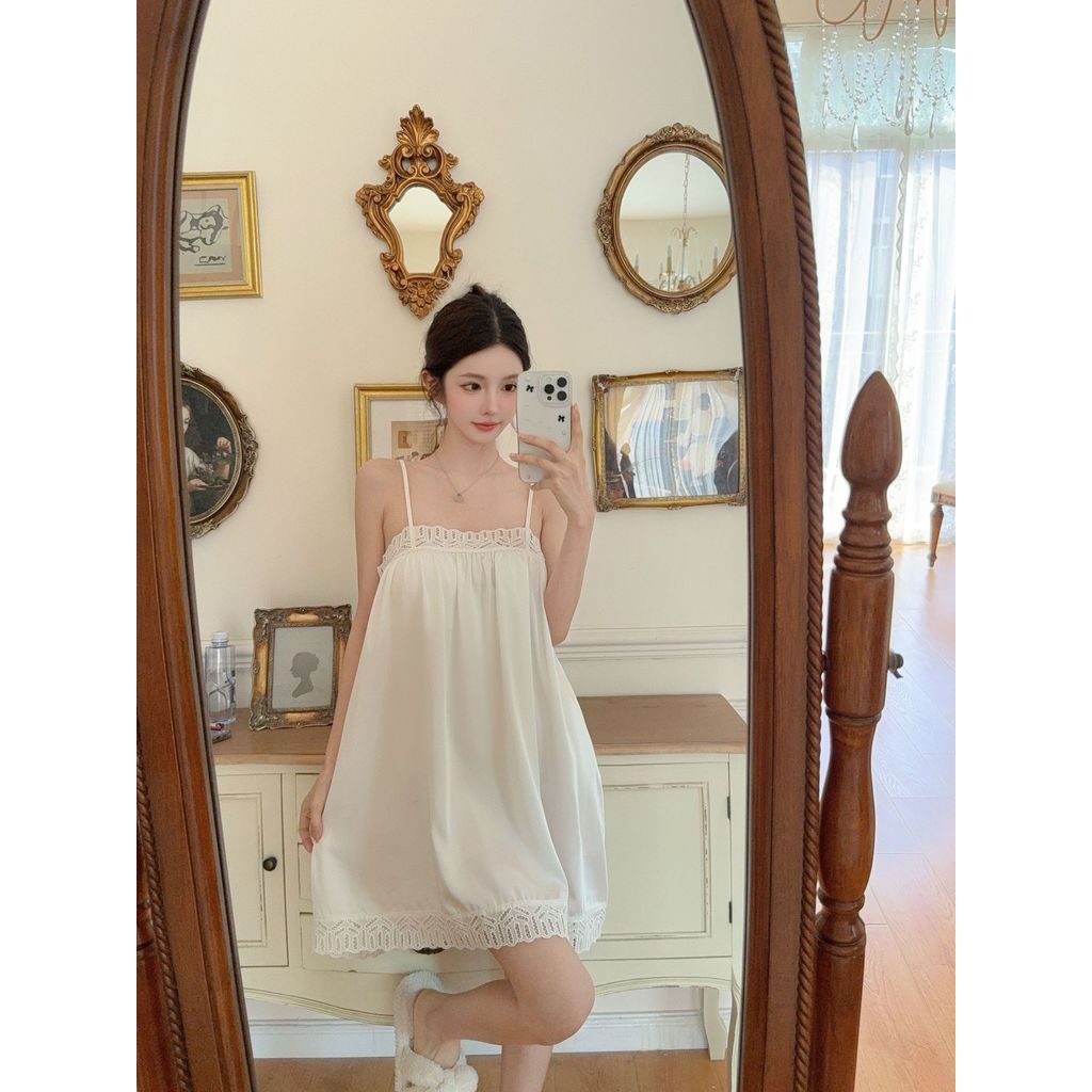 Đầm ngủ lụa băng phong cách Pure Desire cho nữ với đệm ngực, đầm ngủ dây màu trơn, sexy và quyến rũ cho mùa hè