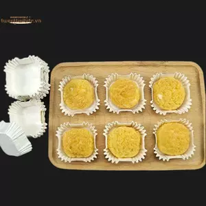 TRTR 100 / 250 Chiếc Hộp Đựng Giấy Bánh Trung Thu Giấy Vuông Brownie Lót Kích Thước Vừa 45 / 50 / 55 / 62mm Xue Meiniang Khay Giấy Cốc Chống Dầu VN