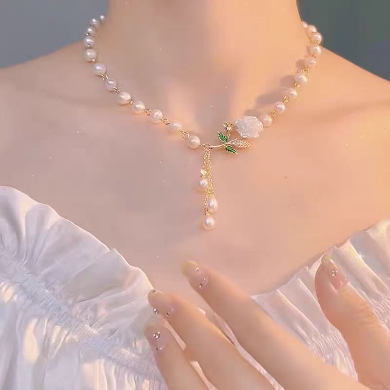 Vòng cổ ngọc trai Camellia cao cấp đa năng