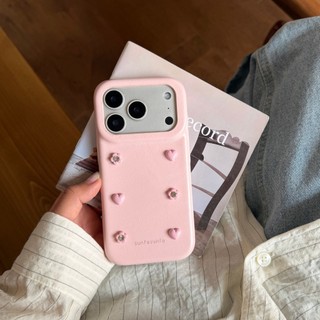Hàn Quốc Ngọt Ngào Nữ Tính 3D Trái Tim Tình Yêu Hoa Ngọc Trai Xếp Ly Da PU Ốp Lưng Điện Thoại iPhone 17Promax 17Pro 14 15 16 Pro Max 13 Vỏ Di Động Nữ Chống Sốc