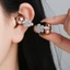 Phụ kiện kẹp tai Yoo Zircons hình hoa anh đào để phát biểu thời trang