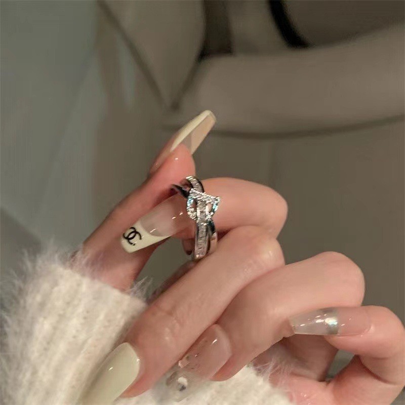 Nhẫn zircon nữ sang trọng, sành điệu - Thiết kế độc đáo trên Instagram