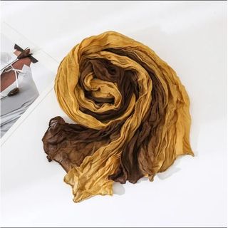 Khăn xếp ly nghệ thuật MKYCO, chất liệu cotton và lanh, thiết kế gradient sang trọng, phù hợp cho mùa thu đông