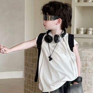 Bộ đồ bé trai mùa hè form rộng – Áo sát nách cotton và quần jean rách cá tính
