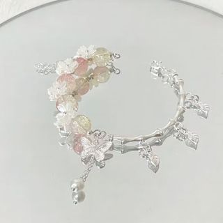Mẫu vòng tay cặp đôi phong cách Trung Hoa với họa tiết hoa anh đào, phù hợp làm quà tặng