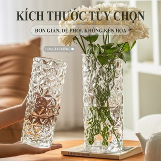 Bình Hoa Thủy Tinh thiết kế đơn giản tinh tế, phù hợp cắm hoa tươi trang trí tết tại nhà và quán