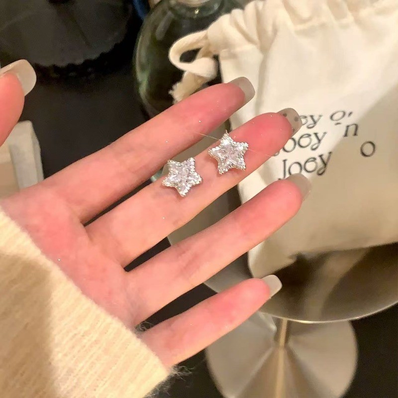Bông tai hình ngôi sao zircon siêu lấp lánh - Sang trọng và thanh lịch