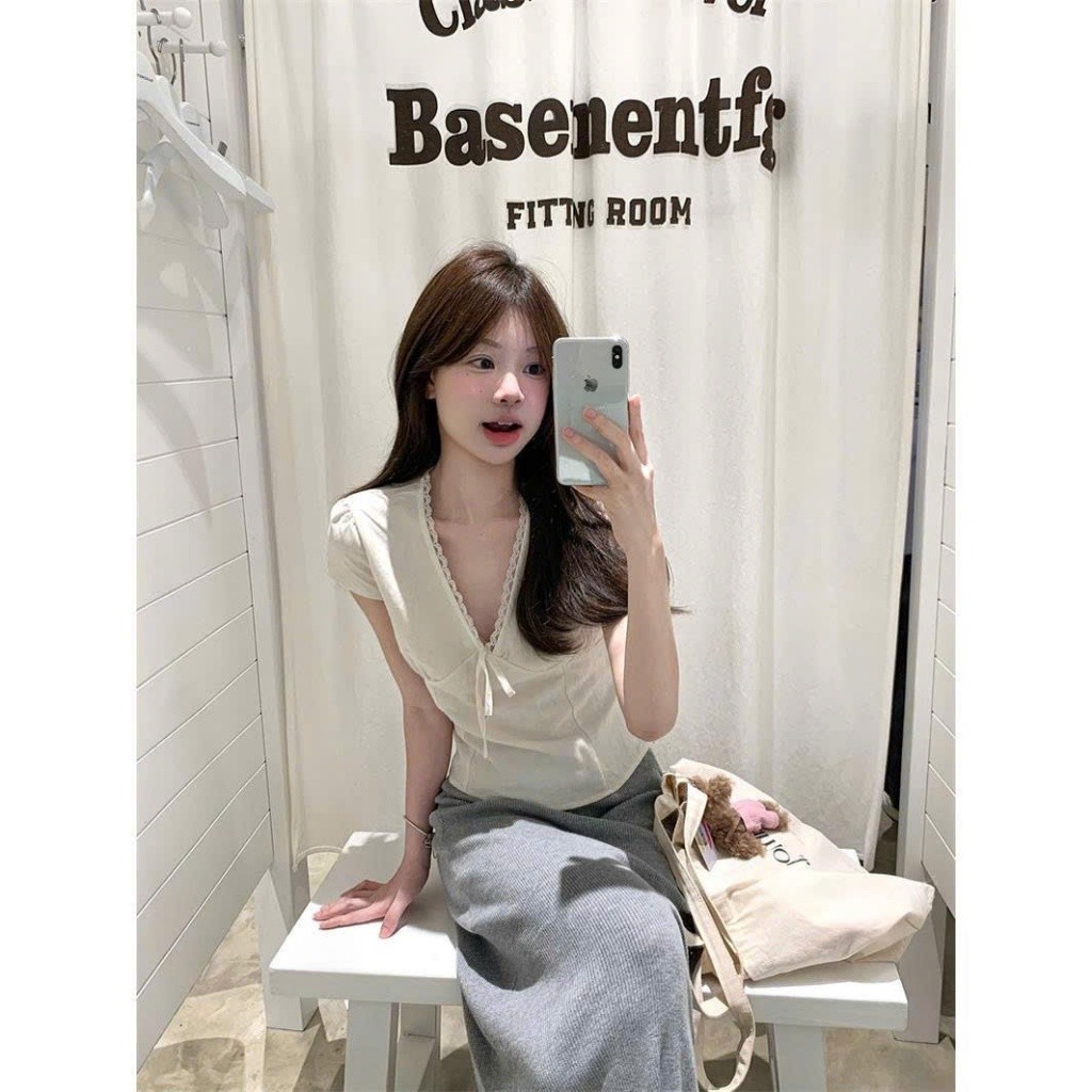 Áo kiểu nữ tay ngắn thiết kế cổ V viền ren phối dây buộc nơ phong cách mùa hè dễ thương XIMIMI  SP433