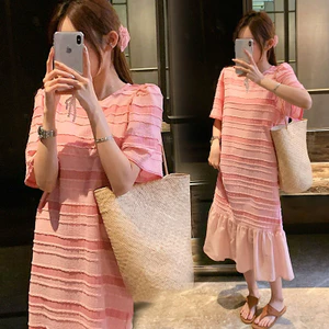 Trang phục bà bầu mùa hè - Váy chiffon dáng Ashort sleeves, họa tiết kẻ sọc ngọt ngào