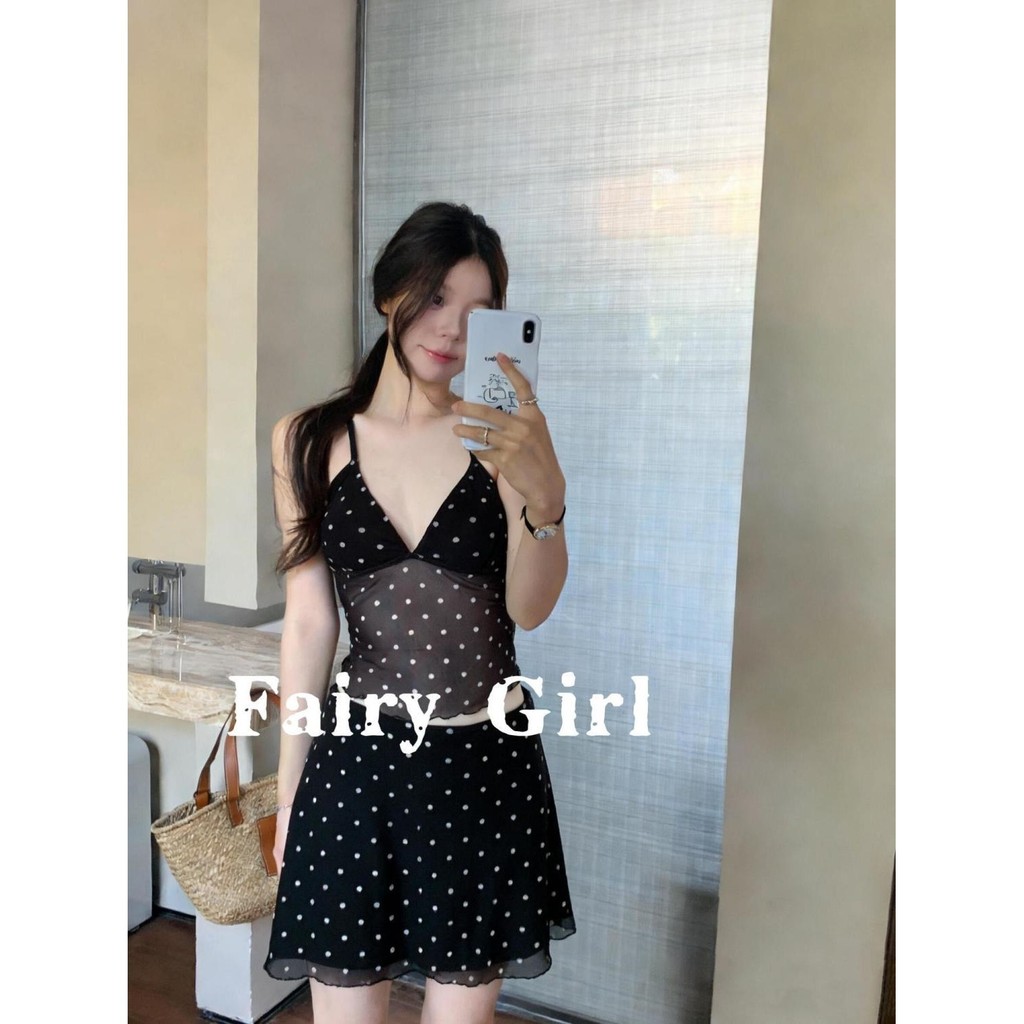 Đồ bơi chia chấm bi in hình kỳ nghỉ phong cách Bikini