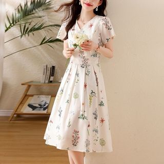 Đầm Hoa Nhí Tiểu Thư  Váy Xòe Nữ Tính Thanh Lịch Phong Cách Hàn Quốc